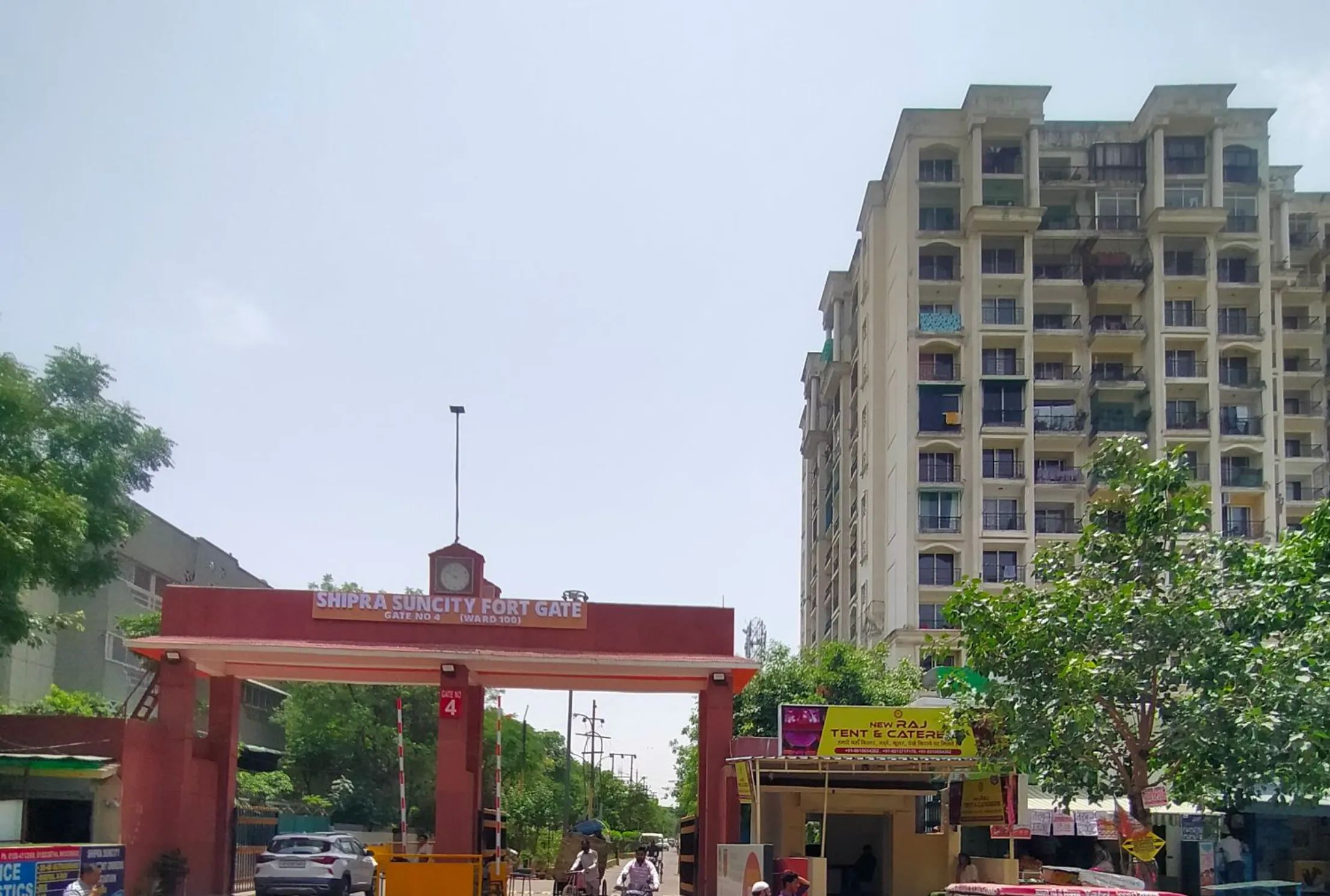 Dry Cleaning in Shipra Suncity Indirapuram